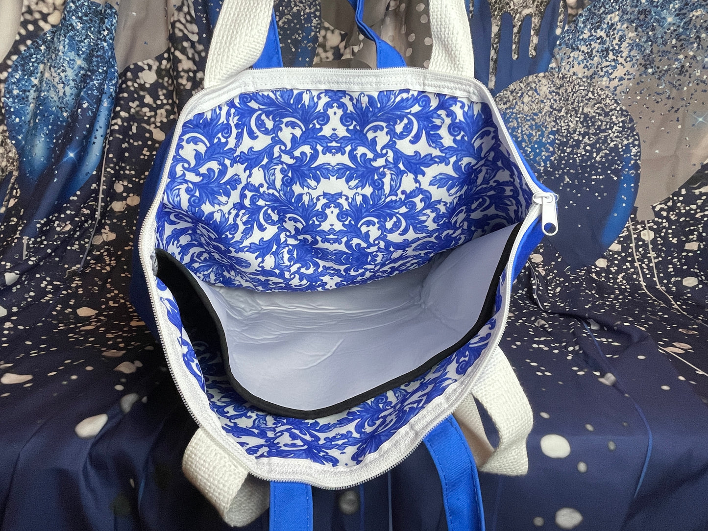 Zeta and Amicae Laptop Tote Bag